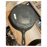 Wagner Ware Cast-Iron Skillet 1058
