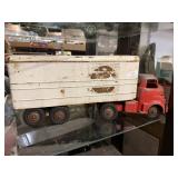 Metal Semi Truck Hauler