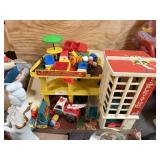 Fisher Price Parking Ramp Service Center With