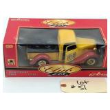Majorette Club 1/18  Die Cast 1936 Ford Pick Up
