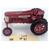 Ertl 1/16 scale Farmall 350 Die-Cast Tractor