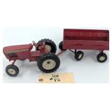 Ertl 1/16 scale International Tractor and Wagon