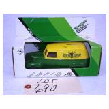 Ertl 1:25 Scale John Deere 1950 Chevy Panel Truck