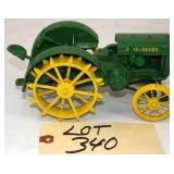 Ertl Die Cast John Deere model D Tractor