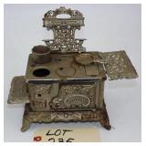 Royal Cast Iron Salesman Sample Kitchen Stove