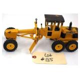 Ertl 12 inch Articulating John Deere Road Grader