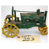 Cast Iron John Deere Tractor (Reproduction)
