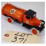 Ertl 1931 Hawkeye Supertest Petroleum Tanker Bank