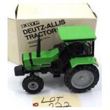1/16 scale Ertl Deutz-Allis 6240 MFWD Sp. Ed.