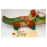 Fisher-Price Pull Toy Allie Gator #653