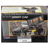 Monogram TMC Trucking Sprint Car Kit 2776 - Factor
