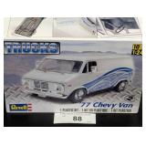 Revell 85-7221 