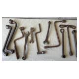 Lot of vintage specialty wrenches