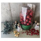 Miscellaneous Christmas decor