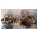 Miscellaneous wicker baskets