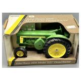 ERTL 1/16 John Deere 1956 Model "820" Tractor