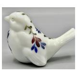 Fenton White Milk Glass Short Tail Bird Glows