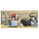 Kitchenware & Enamelware Grouping