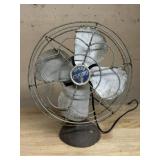 Eskimo Small Electric Desk Fan