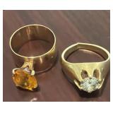 2 Gold rings