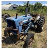 Ford 2000 tractor