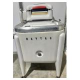VTG Maytag E2L Gyratator Wringer Washing Machine