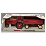 ERTL Farmall H Tractor and Wagon Set 1/16 Scale