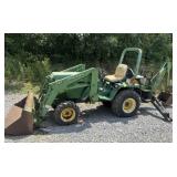 John Deere 855 tractor