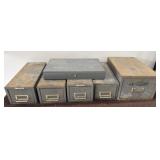 5 organizing bins and cash box
