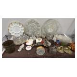 Large lot of miscellaneous glass and decor