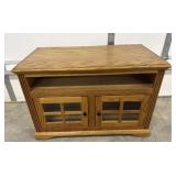 Rolling tv stand