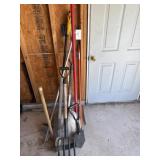 Lot of miscellaneous hand tools