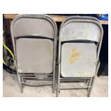 4 metal folding chairs