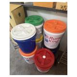 5 gallon buckets with locking lids