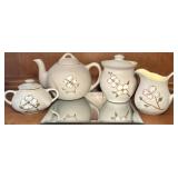 Pigeon Forge Pottery Set