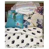 Linens, PIllows & Sheets
