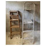 2 step ladders