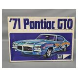 1/25 Scale Model Kit