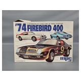 1/25 Scale Model Kit