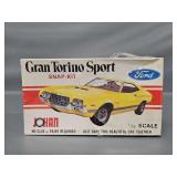1/25 Scale Model Kit