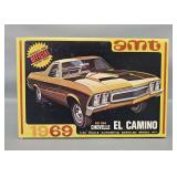 AMT 1969 Chevelle El Camino SS 396 1/25 Scale Model Kit