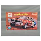1/25 Scale Model Kit