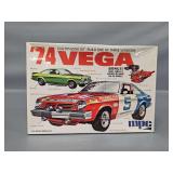 1/25 Scale Model Kit