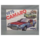 1/25 Scale Model Kit