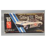 AMT 1965 Corvette Sting Ray Convertible 3 in 1 1/25 Scale Model Kit