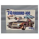 1/25 Scale Model Kit