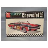 AMT 1967 Chevrolet SS 427 Convertible 1/25 Scale Model Kit