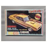AMT 1969 Camaro SS 396 1/25 Scale Model Car Kit