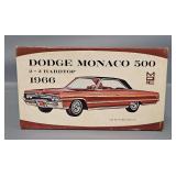 MPC 1966 Dodge Monaco 500 2+2 Hardtop 1/25 Scale Model Kit