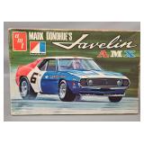 AMT Mark Donohue Javelin AMX 1/25 Scale Model Kit
